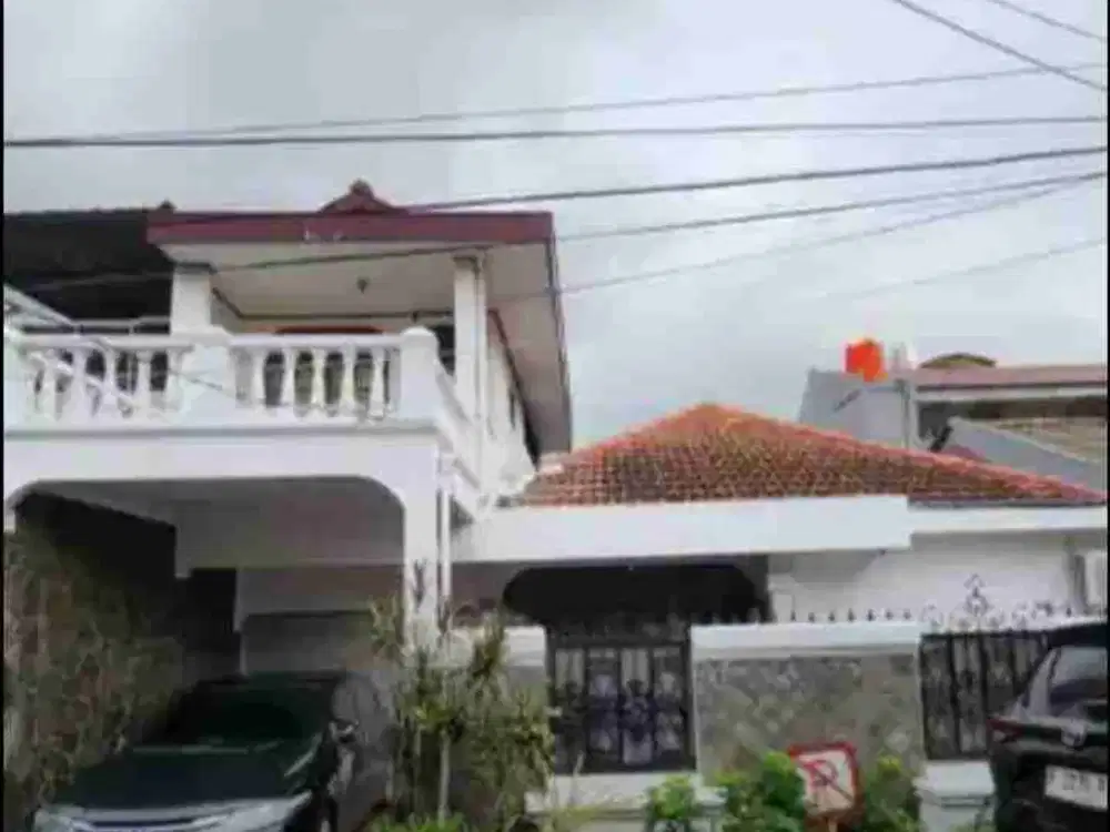 Rumah Asri kokoh komplek cempaka Putih Timur jakarta pusat