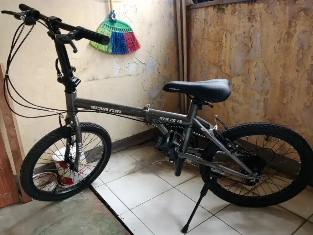 Sepeda Senator 20 inch 7 speed