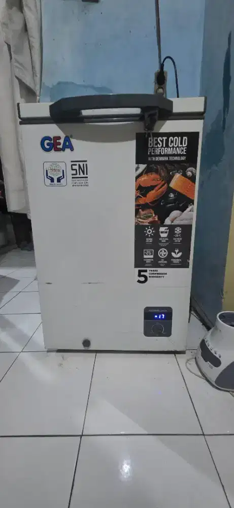 Freezer box 100 liter