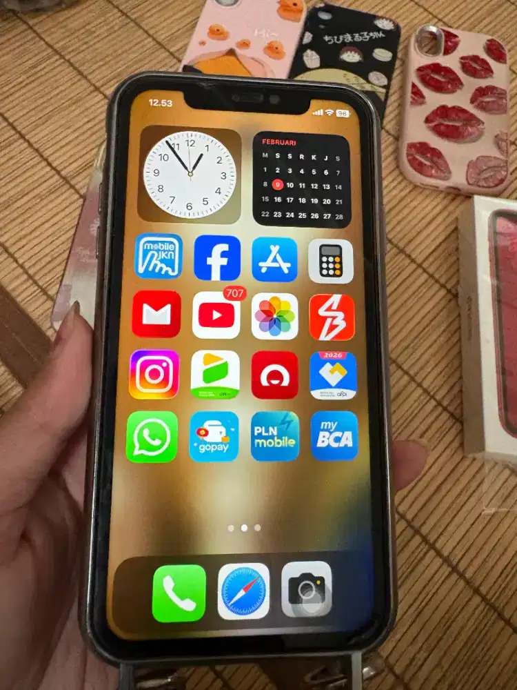 Iphone XR 128 TAM mantul banyak bonus