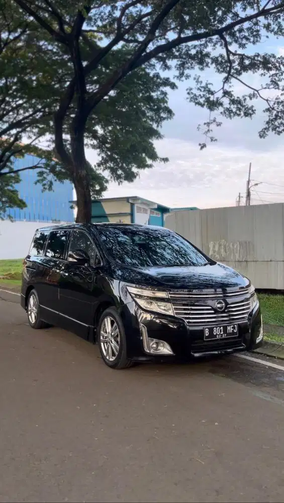 Nissan Elgrand HWS 3.5 2012