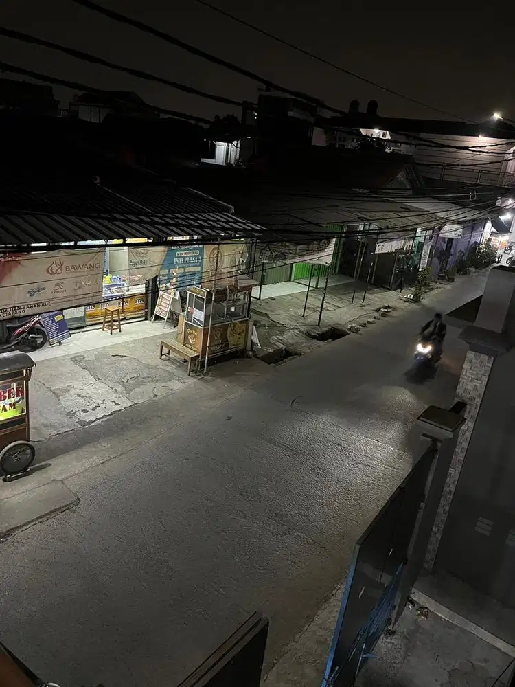 Dicari ART bulanan . pulang pergi senin - jumat