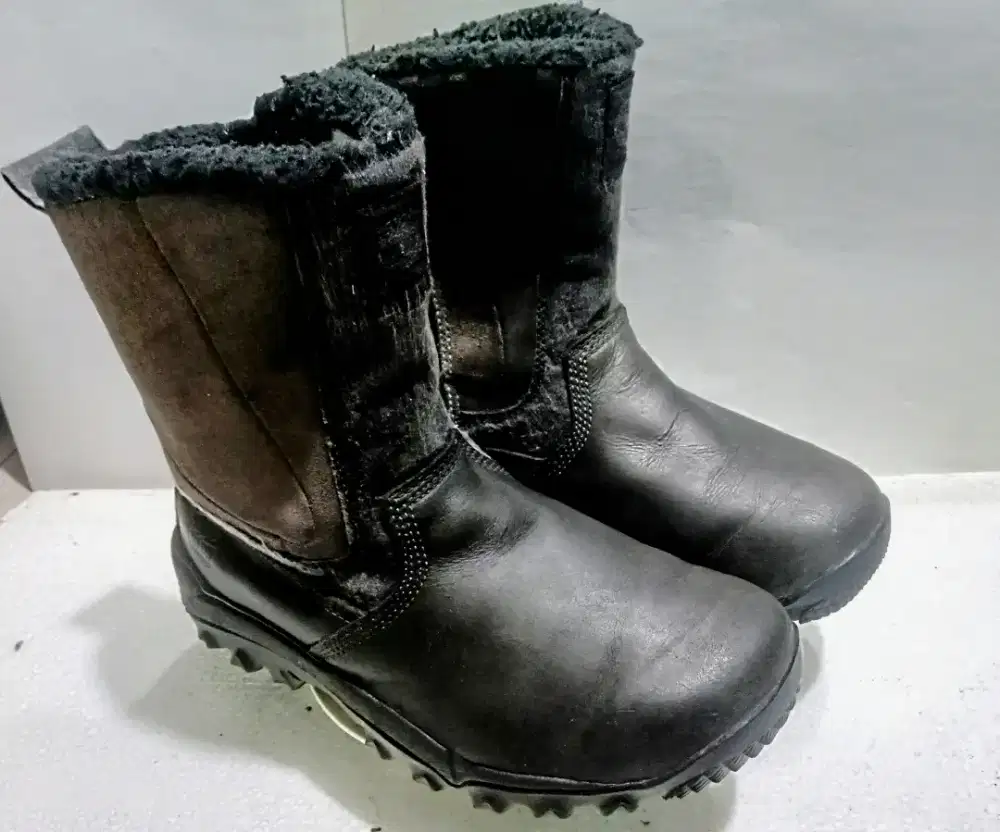 Timberland - Sepatu Pria Keren Casual Import Original