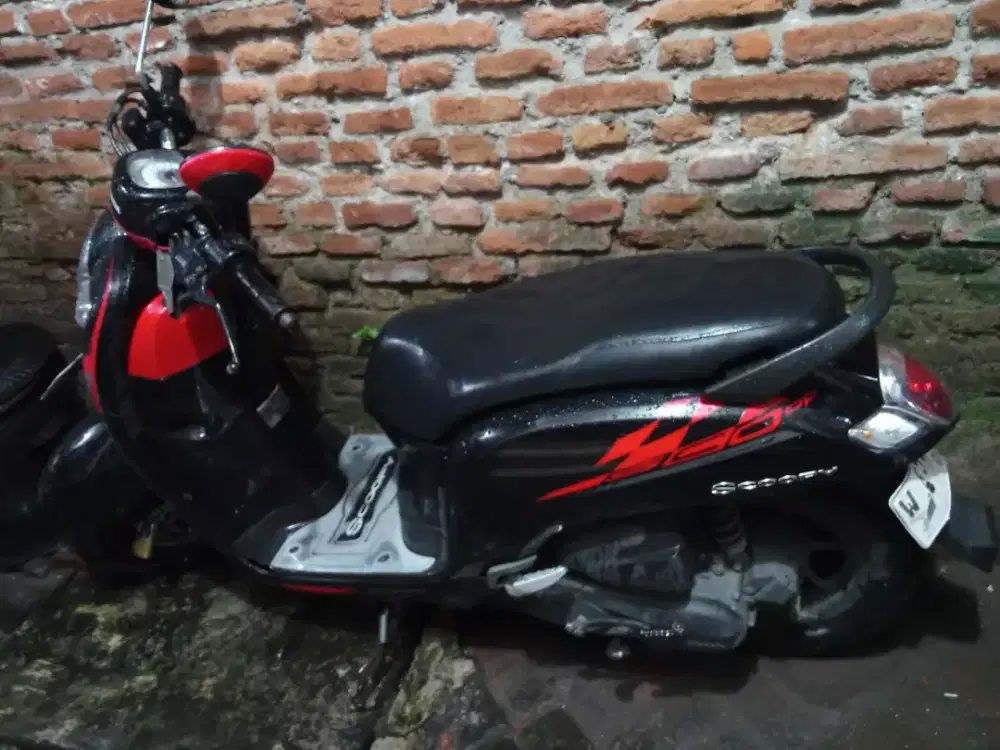 Di jual motor second Scoopy 2018