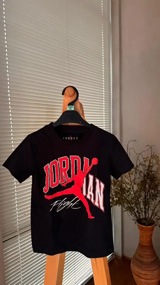 Preloved kaos anak merk Jordan kids