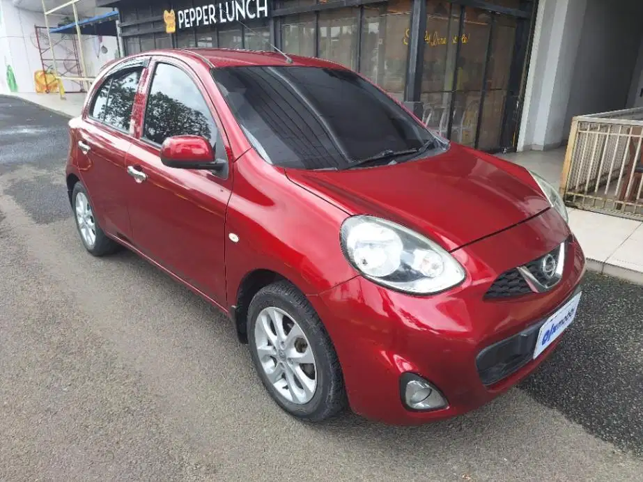 Nissan March 1.2 L Bensin-AT 2015 Merah YVU