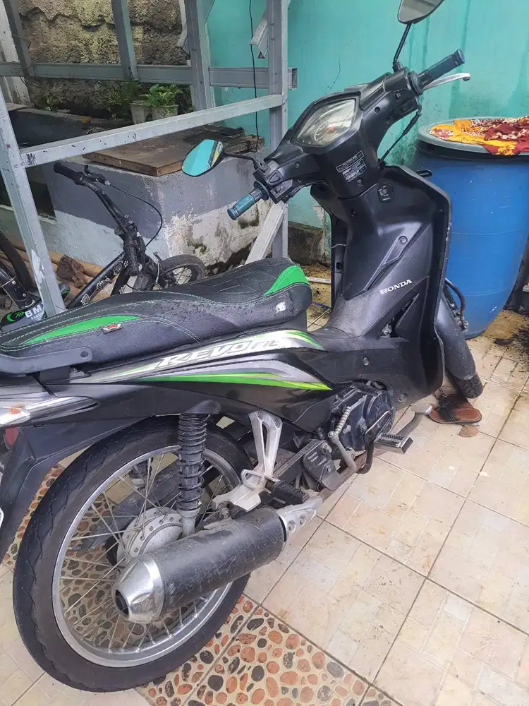 Honda revo fit 2013 Pajak lunas, aktif sampai 2029