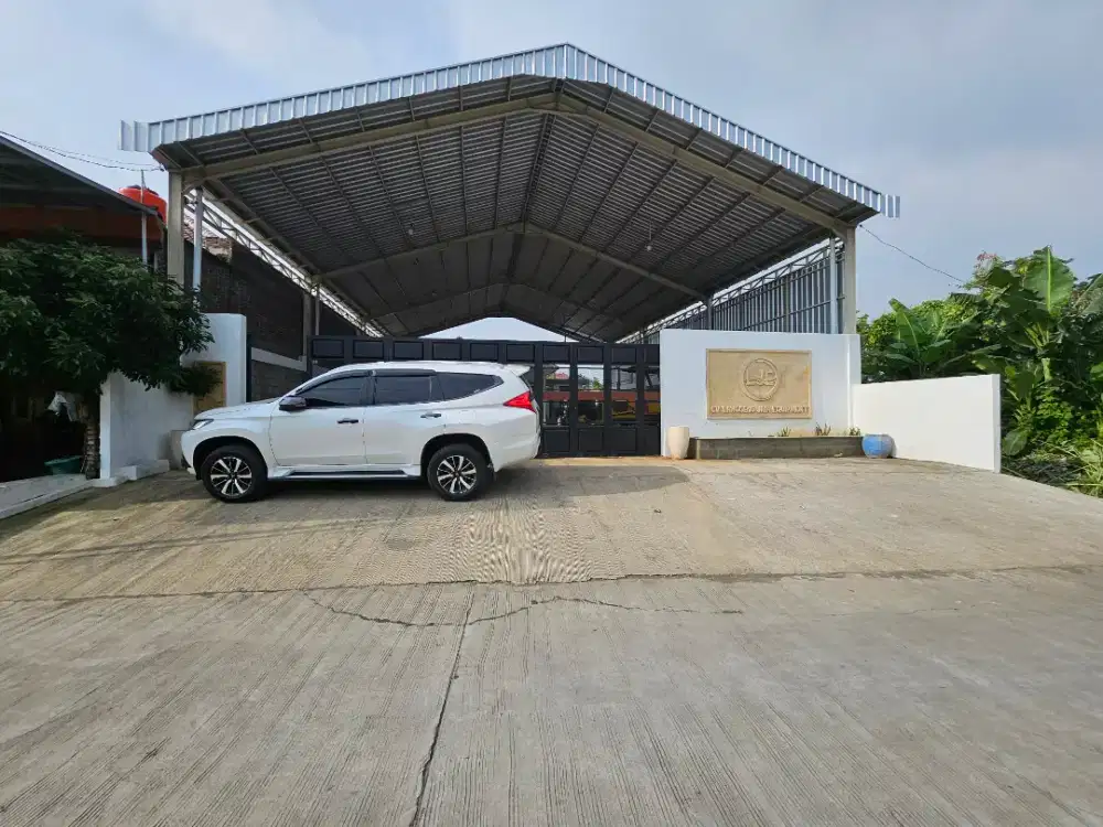 Dijual rumah plus garasi siap huni