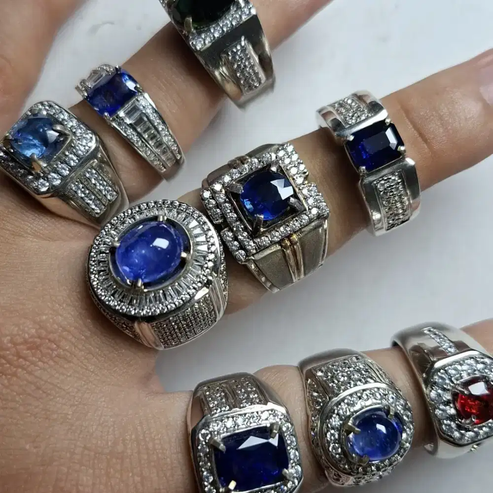 ROYAL BLUE SAPPHIRE CINCIN