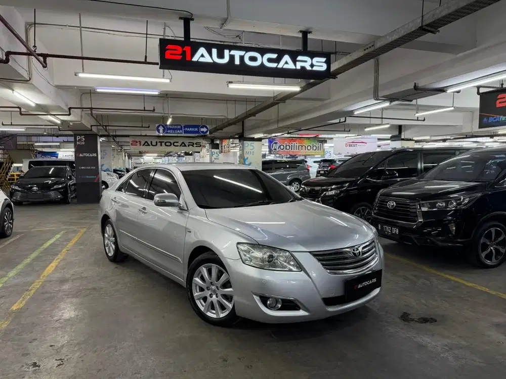 Toyota Camry 2.4 V AT 2009