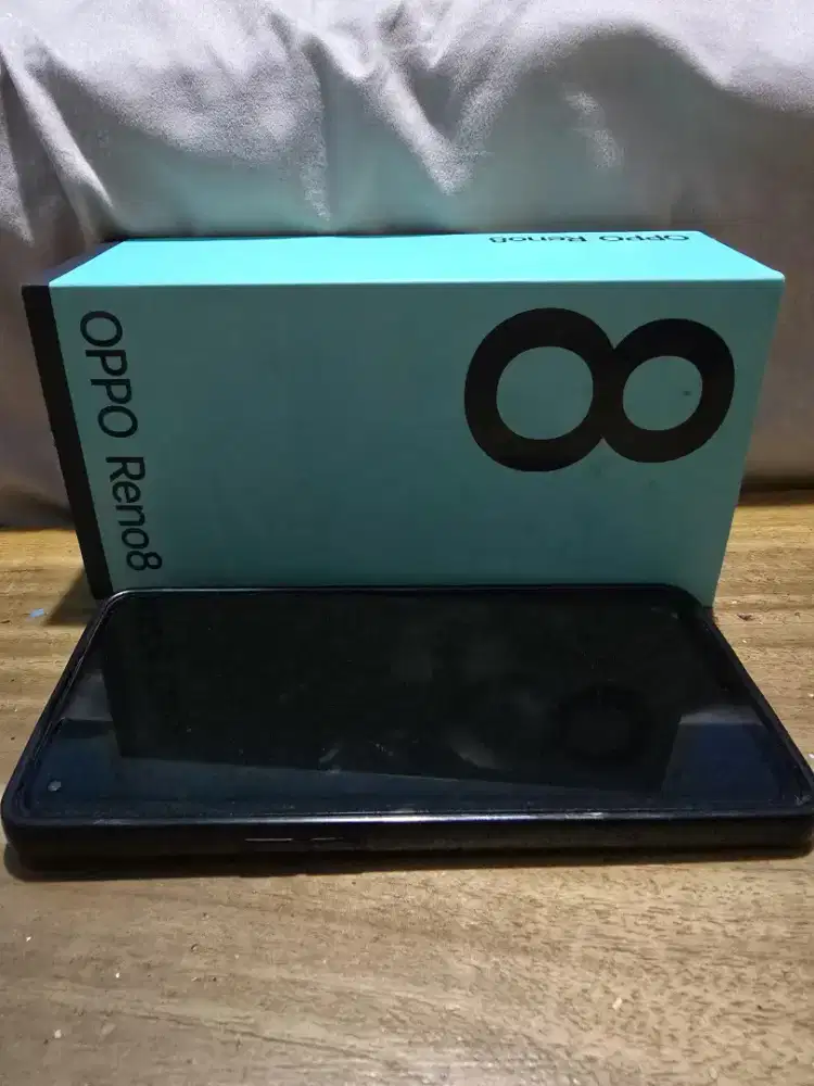 OPPO RENO 8 second