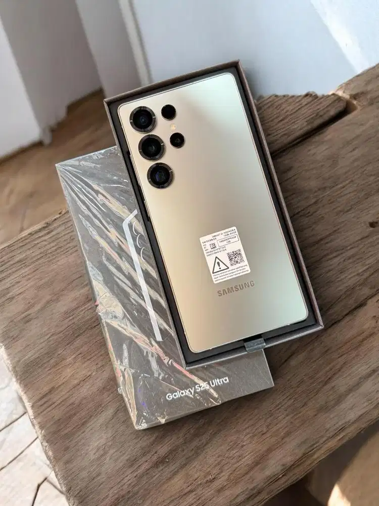 Samsung S25 ultra 12/512gb 1bulan pakai super mulus