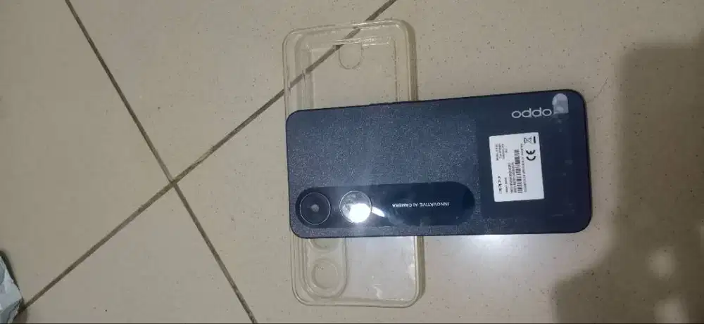 di jual oppo a78 kondisi normal lengkap siap cod area terdekat