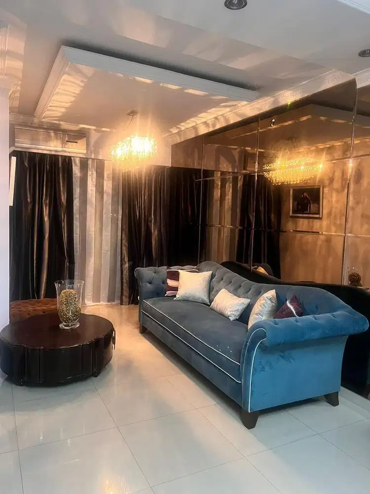 Disewakan yg 3 kamar 48jt per th dijual yg 2 kamar 650jt nego tipis