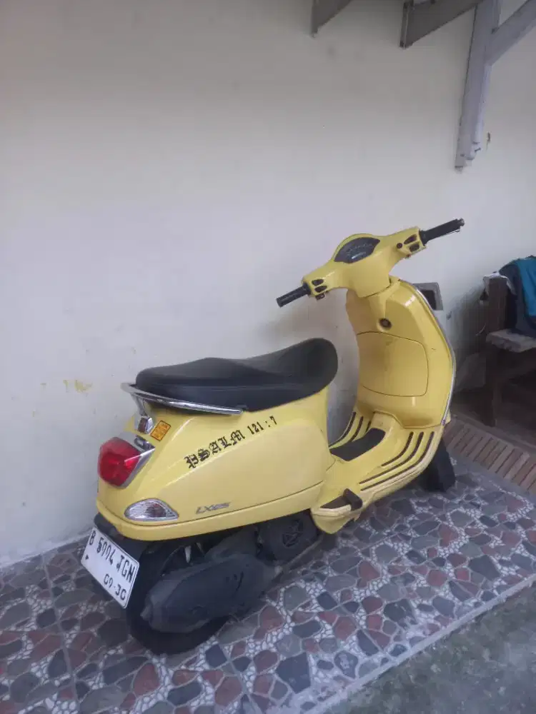 Vespa Matic LX 125