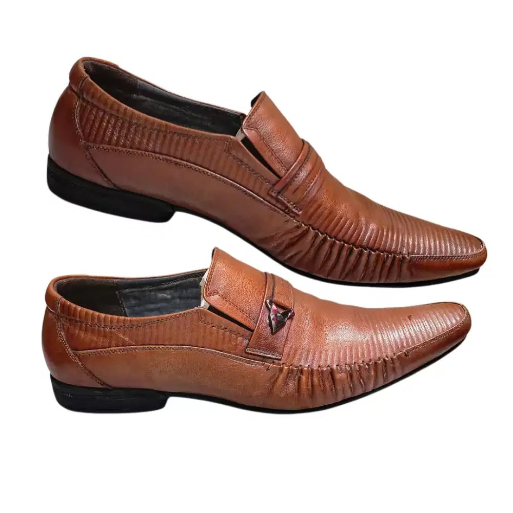 Sepatu kulit branded Gino Mariani Bardo Original size 44 Cokelat