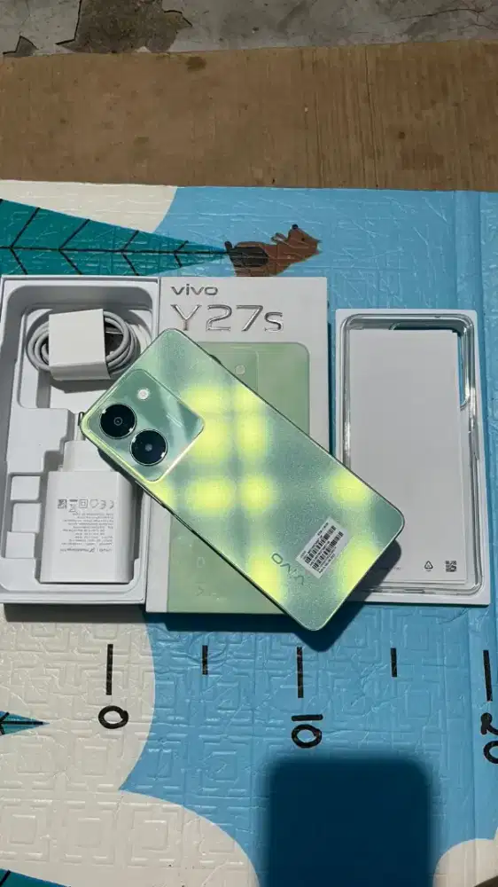 Vivo Y27s Ram 8/128gb warna Green Kondisi Second Fullset Likenew