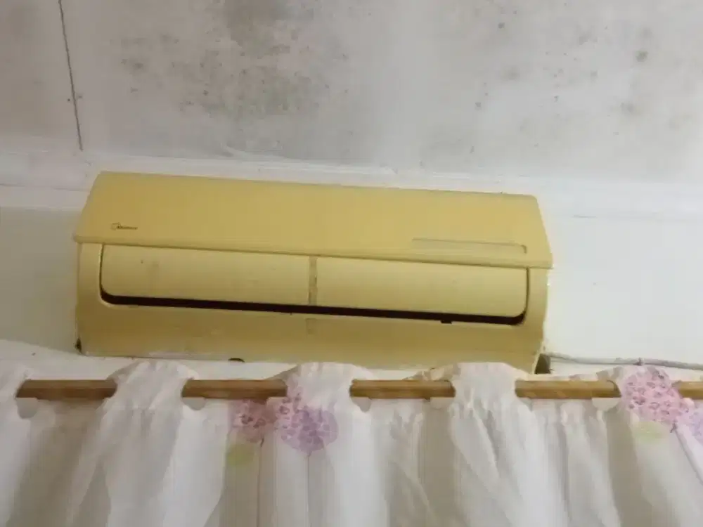 Jual AC rusak midea 1/2PK