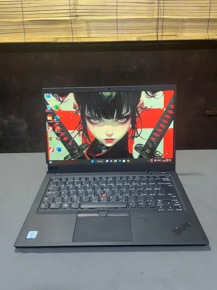 Dijual Lenovo Thinkpad X1 Carbon Intel core i7 gen 8 (ram 16/ssd 256)
