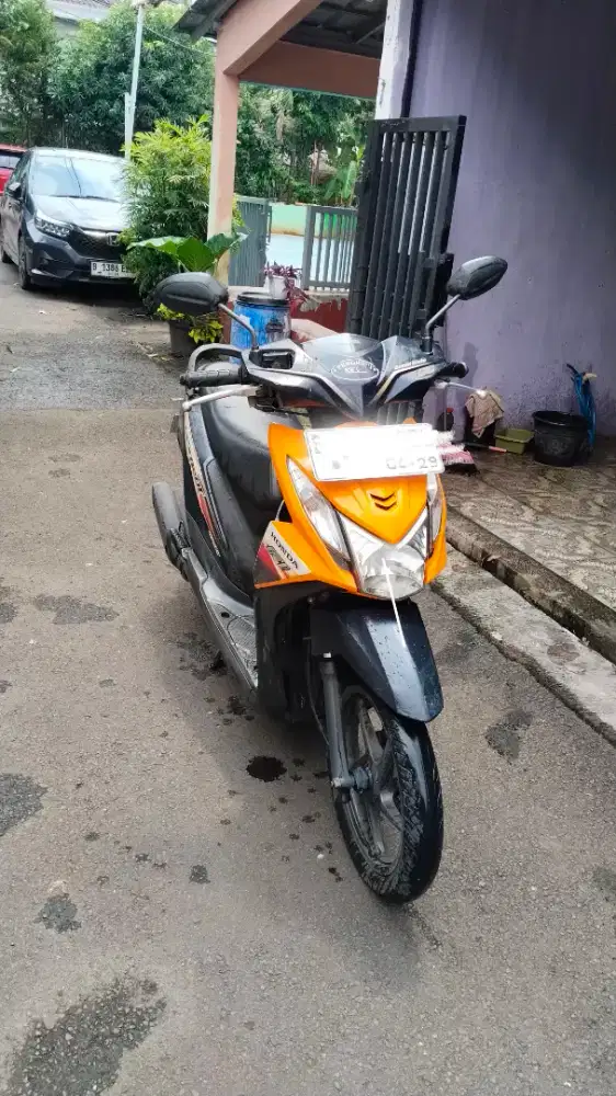 Di jual beat 2014 orange