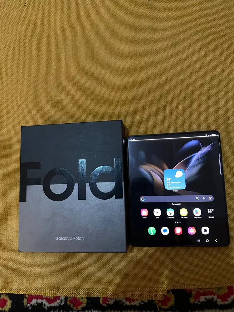 Samsung Galaxy Z Fold 4 12/256