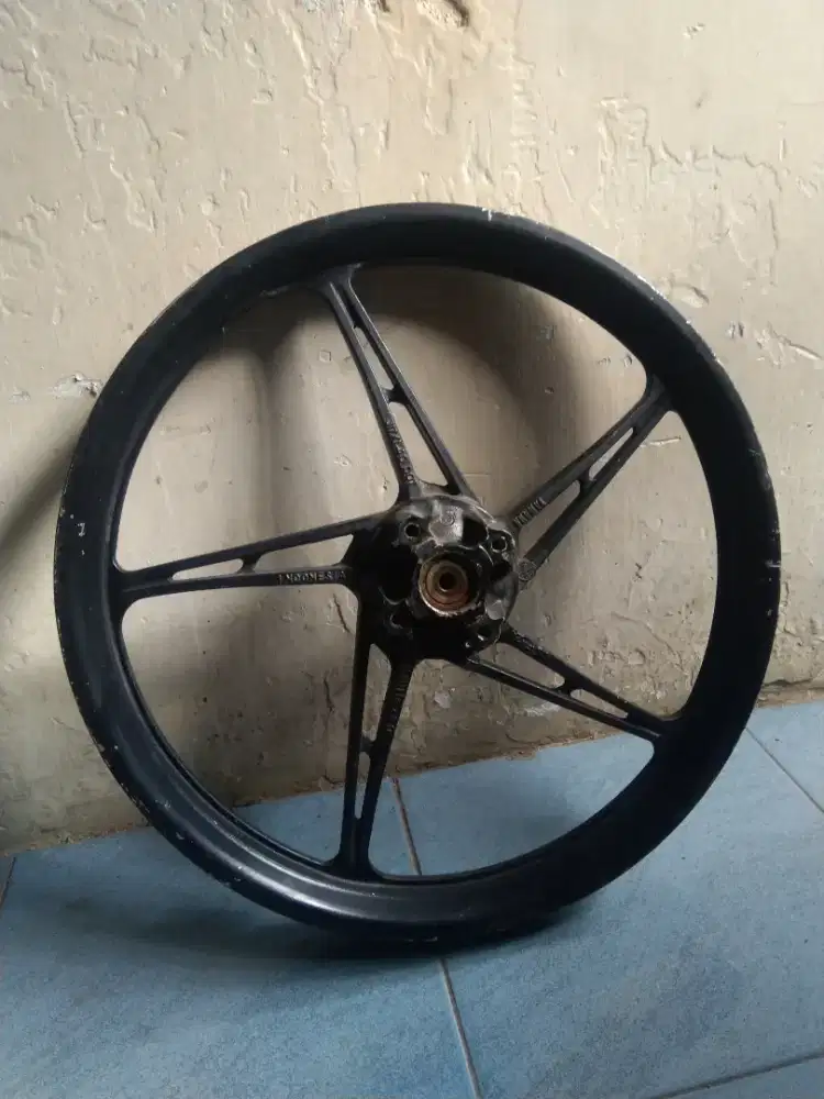 Velg motor Ring 17 Yamaha