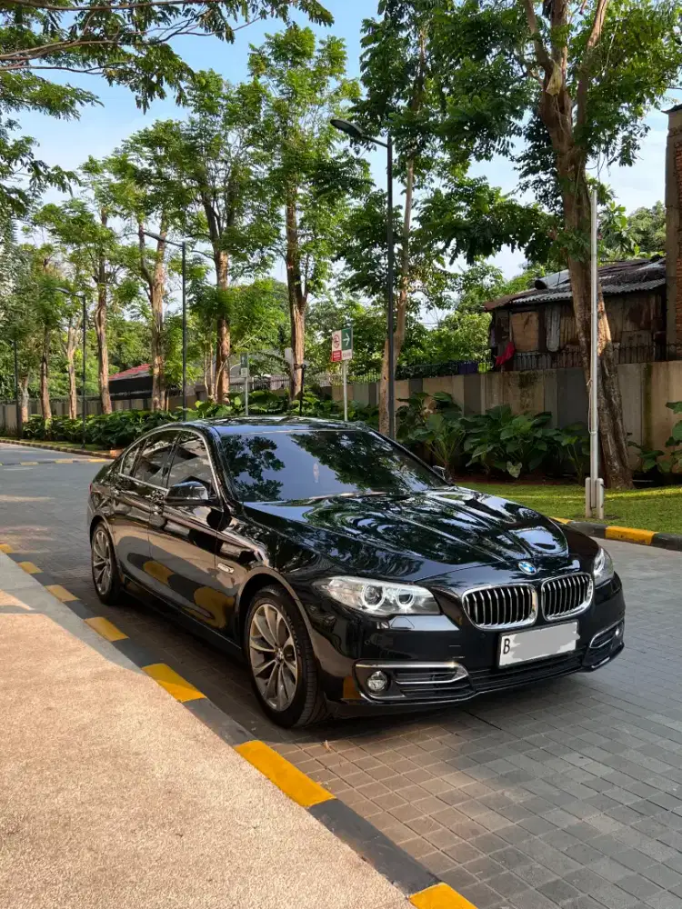 Jual bmw 520i F10 NIK 2016 Beli 2017