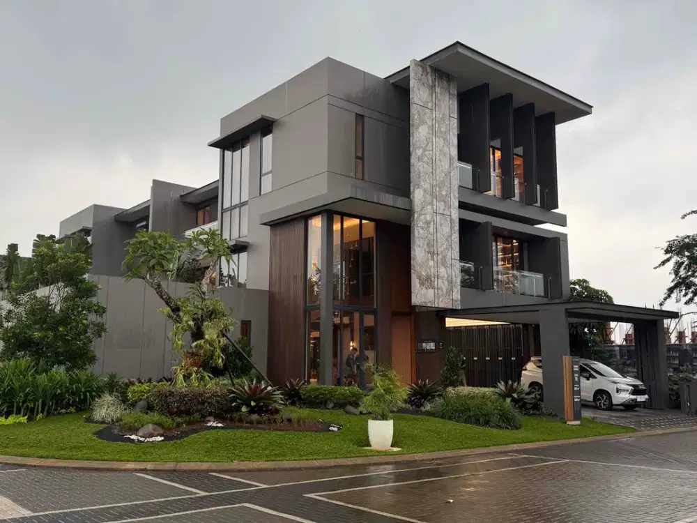 Hunian Termewah 3 Lantai di Private Cluster Kota Wisata Cibubur – Private Pool, Lift, Smart Home