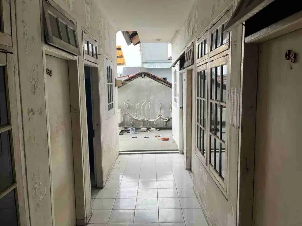 DIJUAL CEPAT RUMAH KOST 3 LANTAI 18 KAMAR KELAPA GADING BEBAS BANJIR