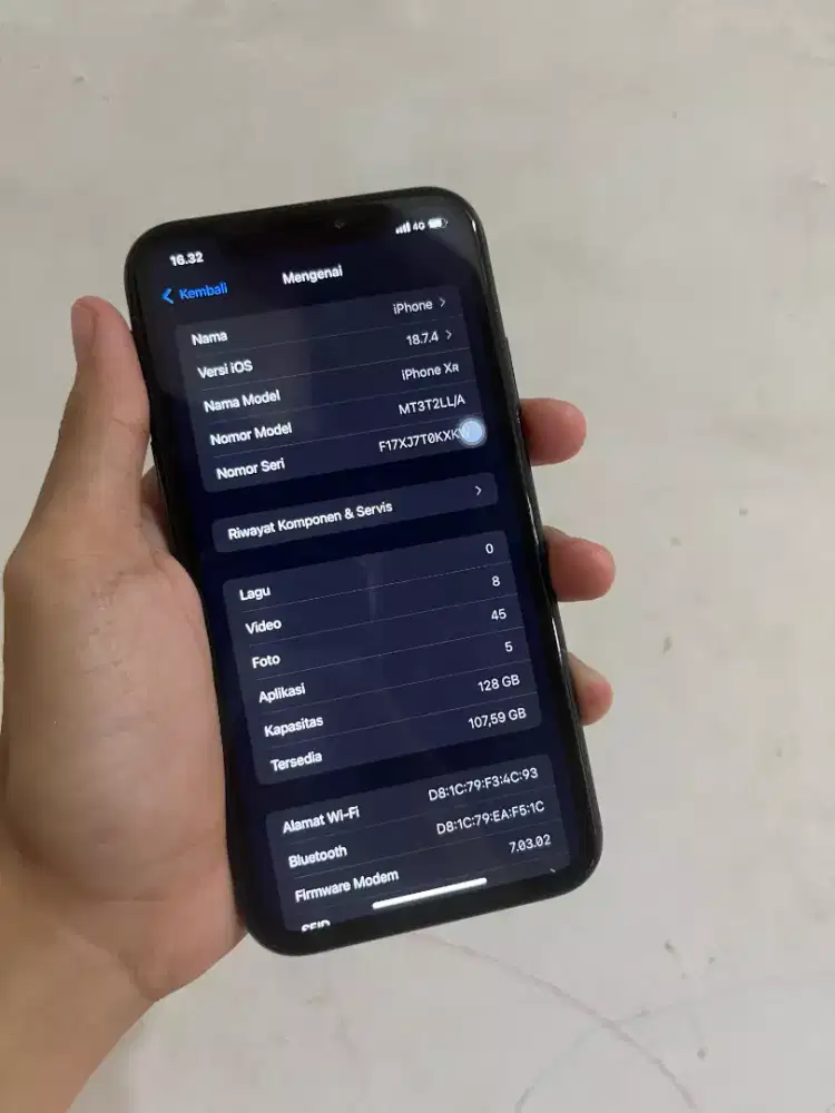 iphone xr 128GB inter