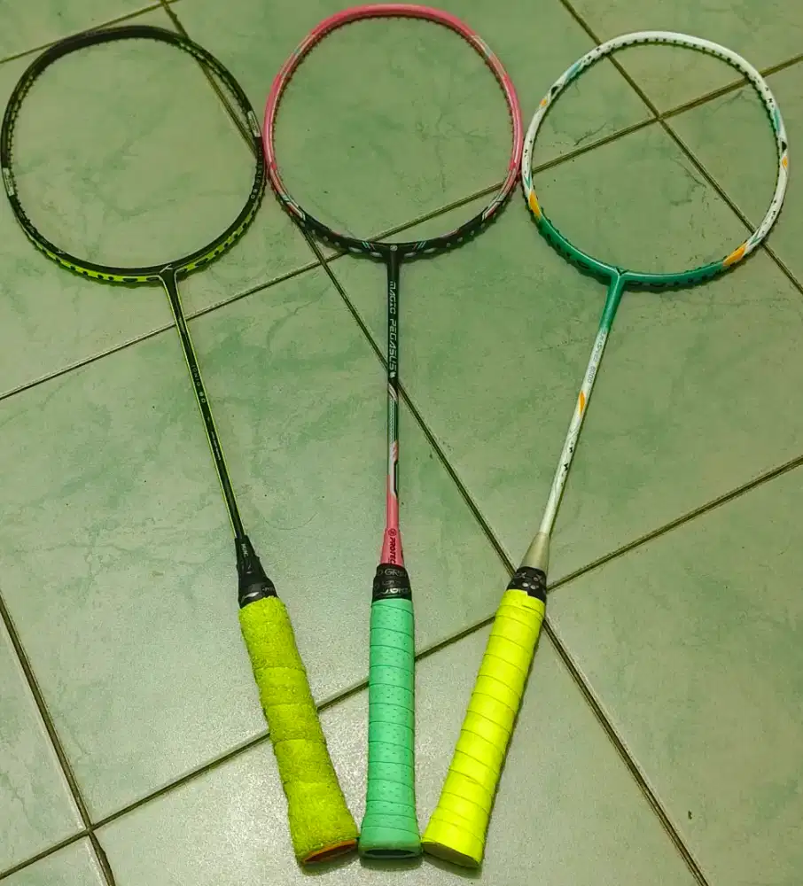 RAKET HUNDRED, PROTECH, VICTOR