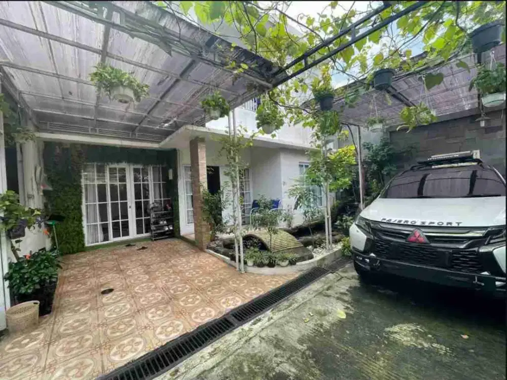 Dijual murah rumah mewah full furnish 2 lt di Cimanggis, dekat pintu TOL Cisalak