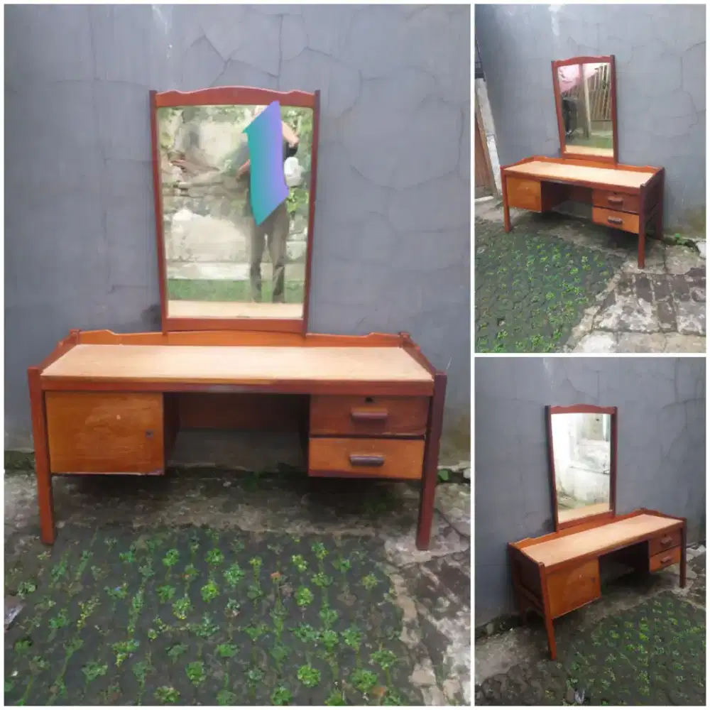Full set Meja Cermin Hias Salon