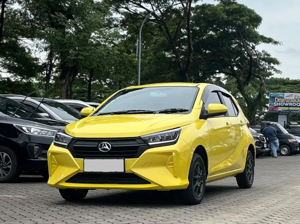 [ TERAWAT ] DAIHATSU NEW AYLA 1.2 R AT MATIC 2023 KUNING