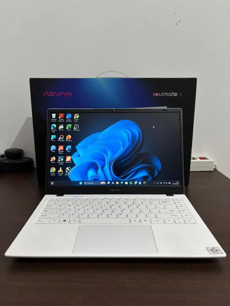 Laptop Advan Soulmate X AMD 3020e 8/256
