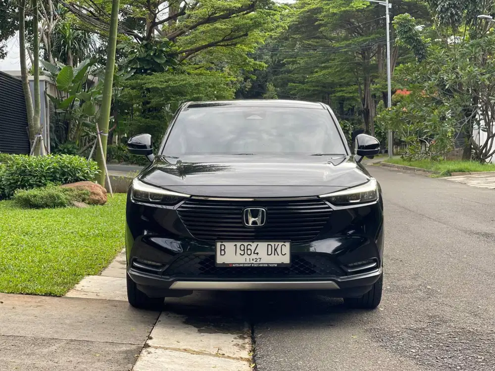 Honda HRV SE 2022 AT HITAM  TERMURAH