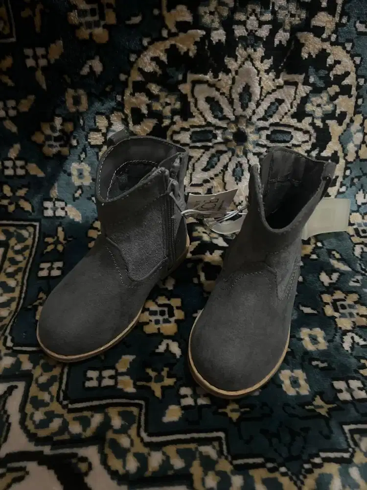 The Children's Place Size 5