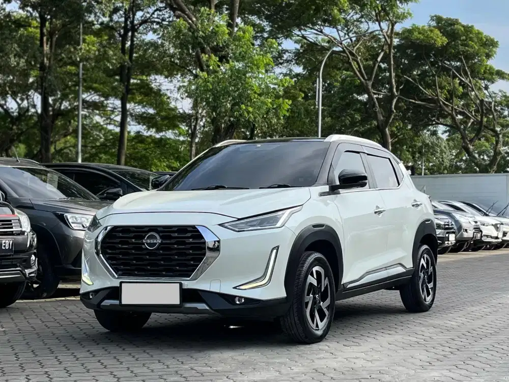 NISSAN MAGNITE PREMIUM 1.0 TURBO AT MATIC 2022 PUTIH TWO TONE