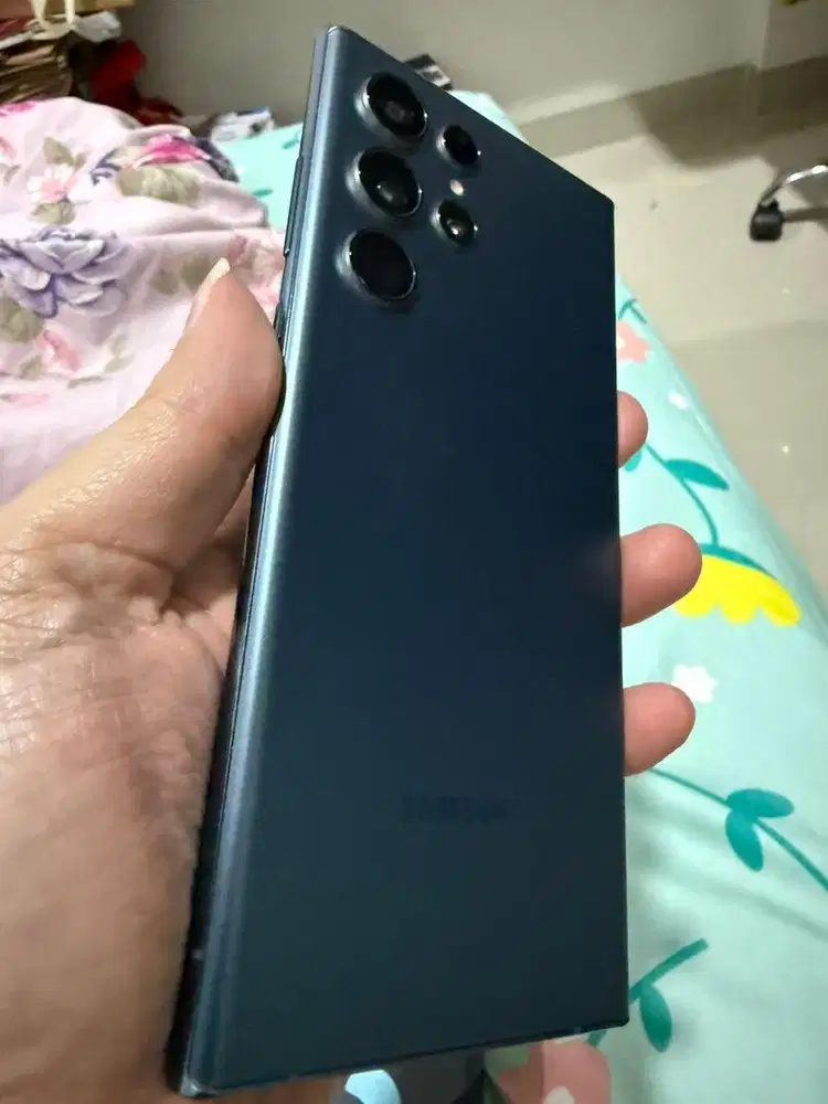 Di Jual Samsung S22 Ultra ex resmi sein Green Fullset Minus 12/ 256GB