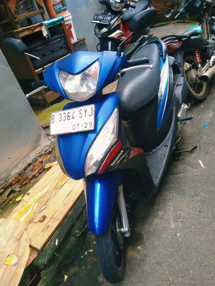 Honda spacy 2011