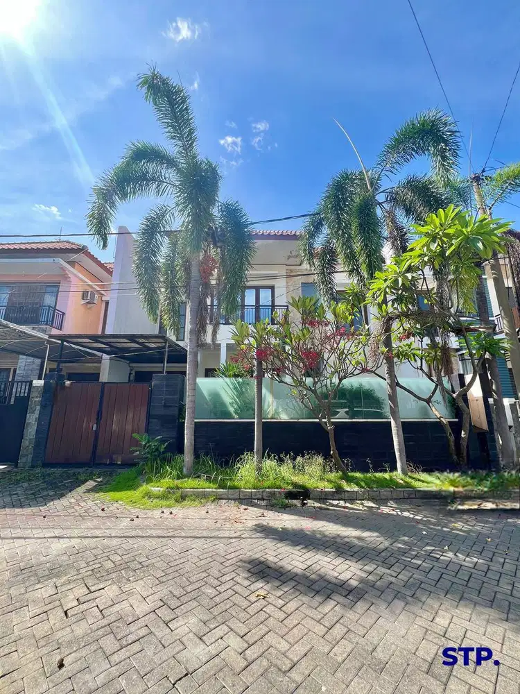 Lebar 12 meter, Rumah perlu renovasi di Galaxi Bumi Permai Araya