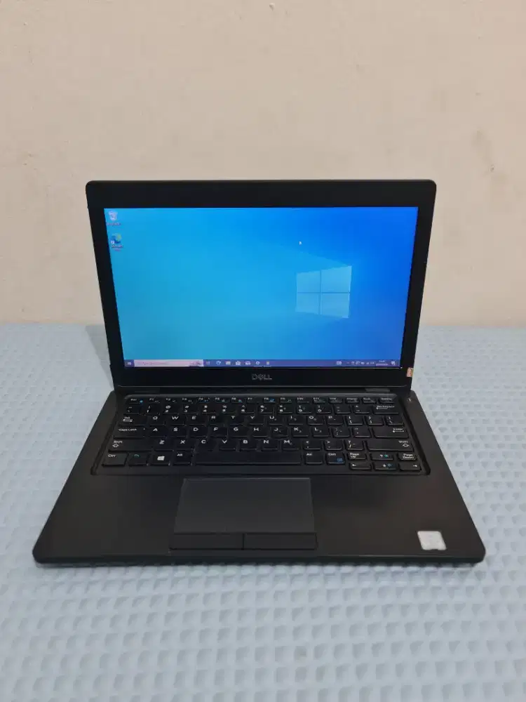 LAPTOP DELL 5290 CORE I5 GENERASI 8 MURAH