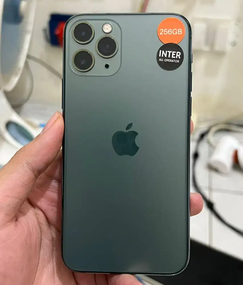 EX INTER IPHONE 11 PRO 256 GB , MIDNIGHT GREEN (2ND BERGARANSI )