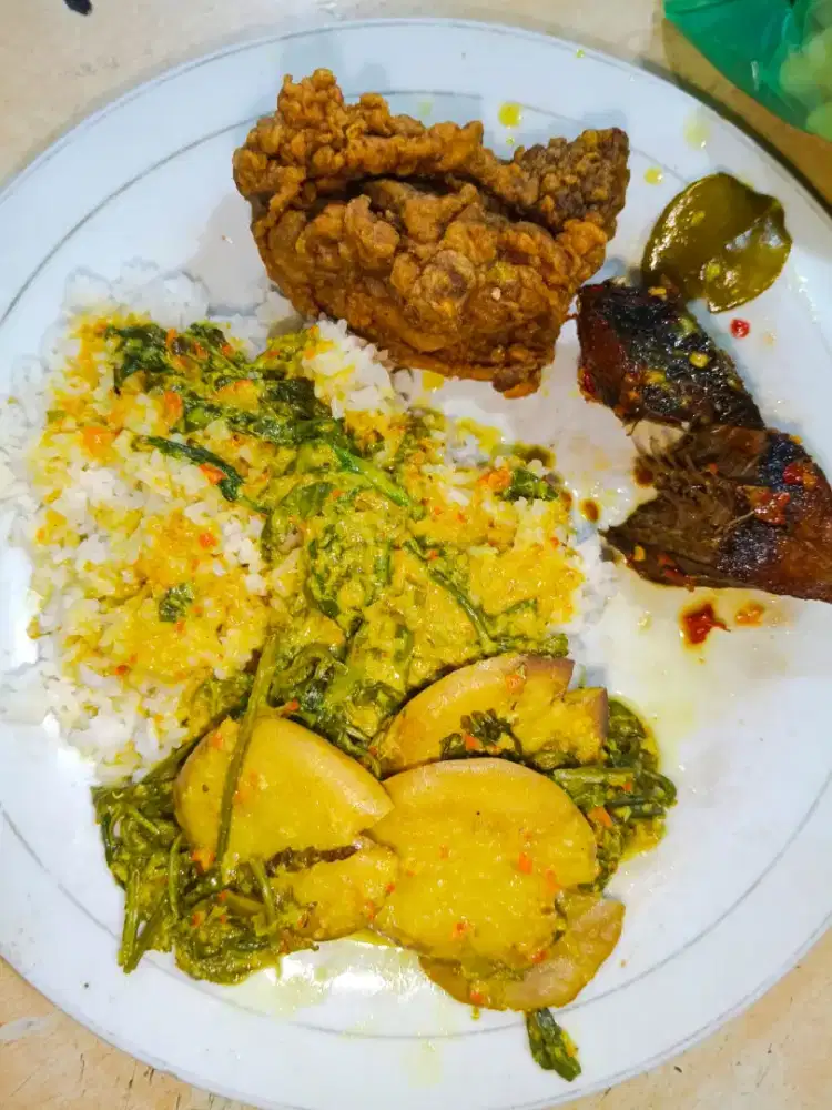 dicari laki-laki Muslim pengalaman di rumah makan padang