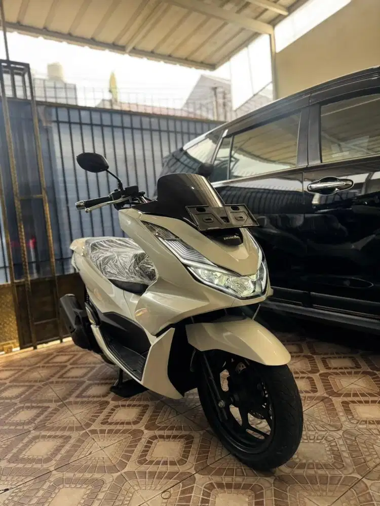 KM 630 KILO ! HONDA PCX 160 TH CBS 2024 PAJAK BULAN 05-2025