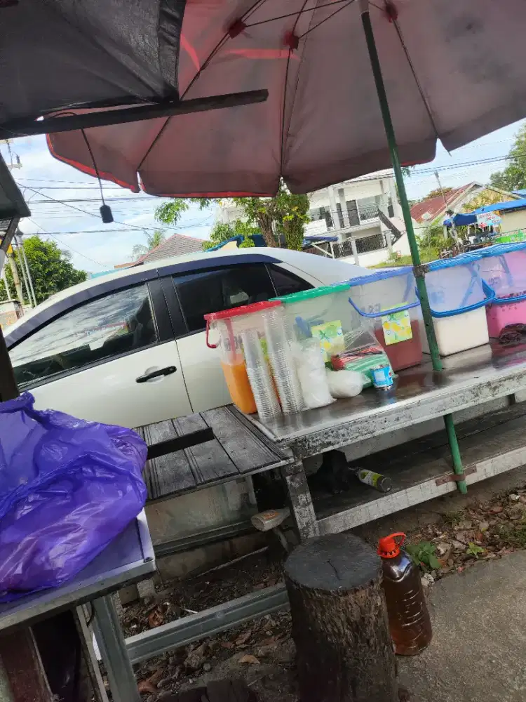 Dicari karyawan / karyawati untuk jaga es & takjil