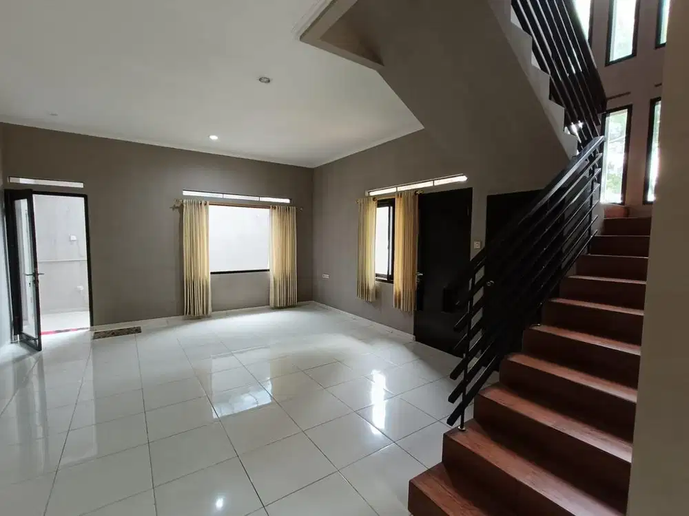 SEWA BULANAN KAMAR 4