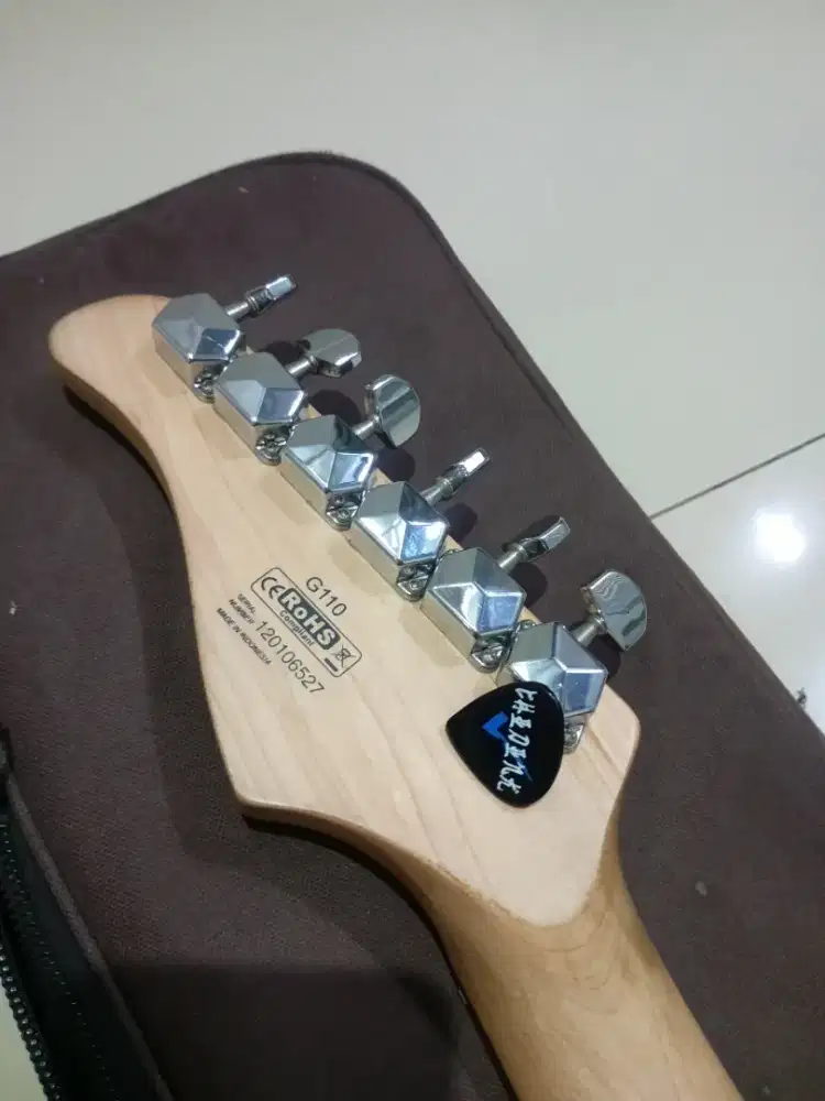 Gitar elektrik cort g110 original