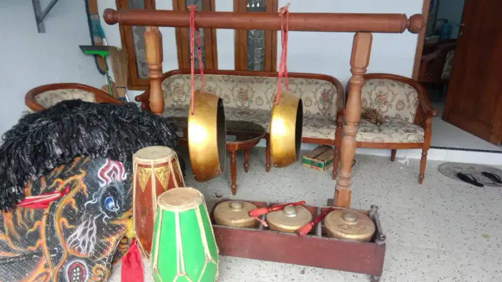 Dijual peralatan gamelan jaranan