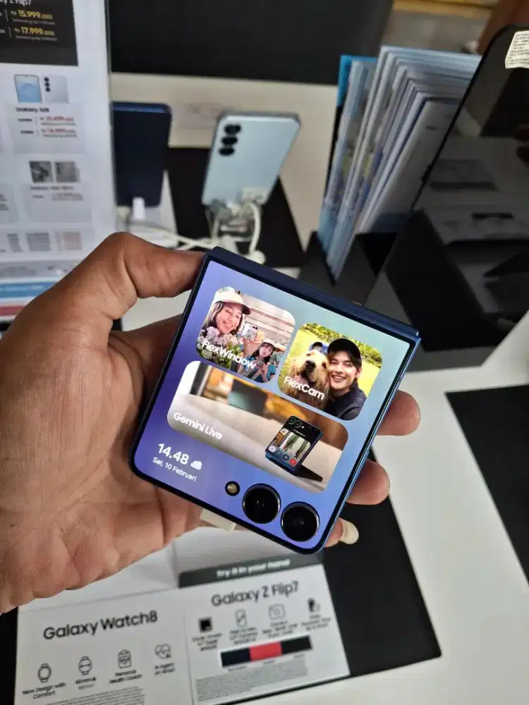SAMSUNG Z FLIP 7 DISKON 2 JUTA DAN FREE GIFT SENILAI 3 JUTA